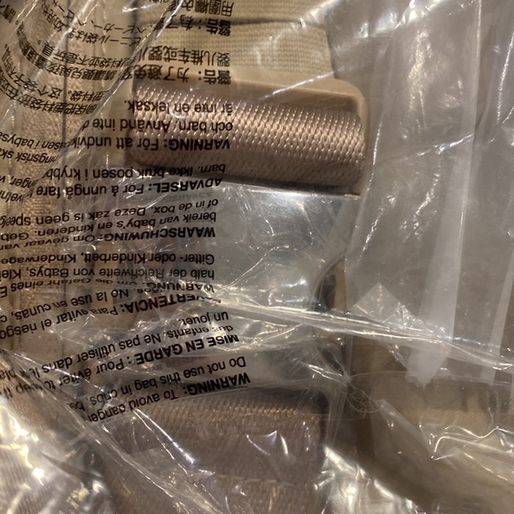 NWT Lululemon everywhere fleece belt bag Natural Ivory - Picture 7 of 7